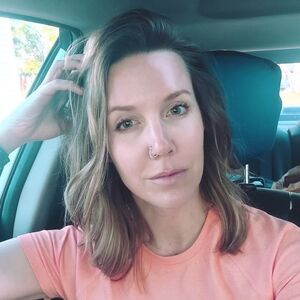 Meet your Posher, Clarise